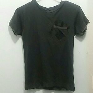 Cute t-shirt size small (8)